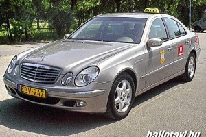  110_citytaxi.JPG